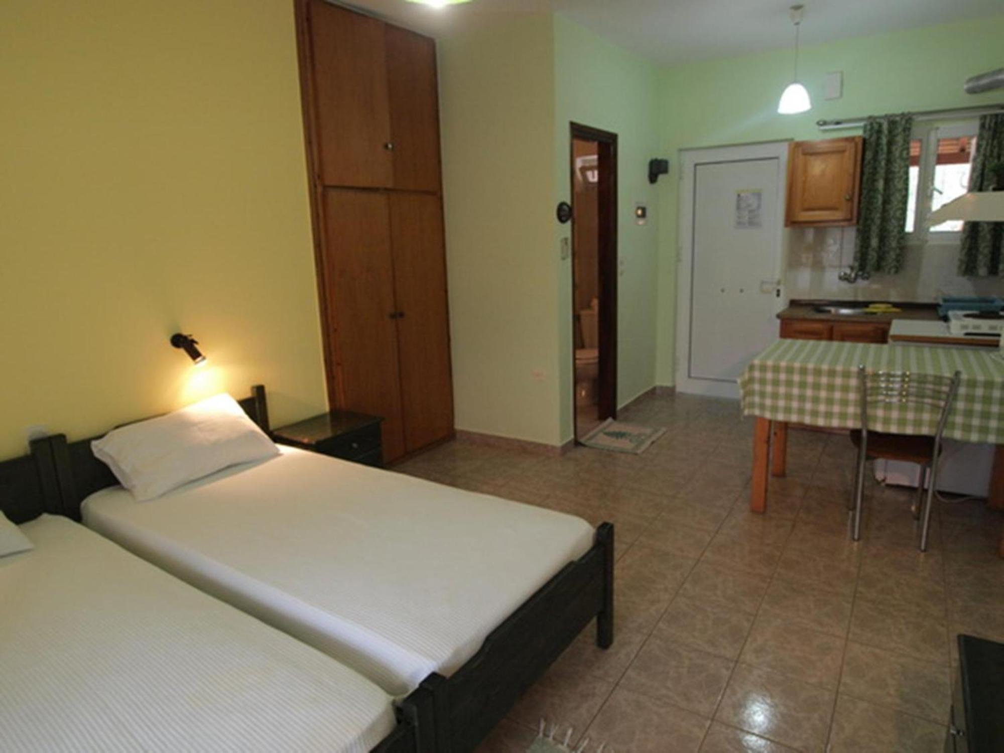 Elena Apartments Stoypa Stoupa Exterior photo